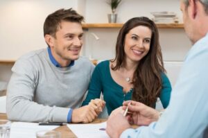 Four Ways for Landlords to Choose the Best Letting Agent